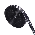 Dettaglio di un rotolo di nastro in poliestere nero a pois bianchi per regali - 1cm di Larghezza 20 Yard/Rotolo / Nero