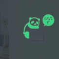 Adesivo luminoso per interruttore con panda e scritta Save It per decorazione domestica - YG26 Luce Verde / Verde