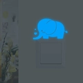 Adesivo murale elefante blu luminoso e cuore per decorazione di interruttori casa - YG66 Luce Blu
