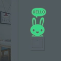 Pegatina de pared de conejo luminoso verde con texto HELLO sobre el interruptor - YG65 Luz Verde