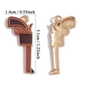 Ciondolo a forma di pistola revolver dorata con smalto marrone per gioielli fai da te - Stile Pistola (A7-264) / Marrone