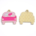 Pendentif voiture en émail rose avec motifs de cœur pour la création de bijoux DIY - Voiture Cœur (A7-401) / 22*22mm / Rose