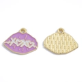Pendentif en forme de lèvres en émail violet XOXO avec finition en métal doré chic - Lèvres Chaudes (A7-403) / 16*20mm / Violet