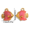 Colgante pez tropical de esmalte rosa y naranja en acero inoxidable dorado - A6-229 Pez Pequeño Rosa / 12*12mm