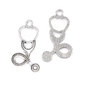 Ciondolo stetoscopio fai-da-te in lega argento antico per creazione gioielli - Stetoscopio (A3-421) Solo Pendente (Senza Catena) / 1 Pezzo (28x15mm) / Argento antico