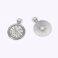 Antique silver alloy Alice clock gear pendant for DIY steampunk jewelry necklaces - Antique Silver / 29*21mm / 3.1g