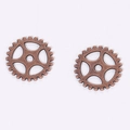 Vista dettagliata di ciondoli a ingranaggio steampunk in rame 15mm per gioielli e artigianato - Rame rosso antico
