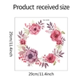 Detailansicht der frischen Aquarell Blumenkranz Wandtattoo mit 29cm Größenangabe - Rosenkranz Stil (fun-m45)