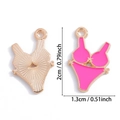 Roze emaille bikini hanger in goudlegering voor DIY sieraden maken en strand kettingen - Rozerode Bikini (A8-115)