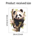 Detaillierte Maße des Wandaufklebers mit Cartoon-Panda und Kirschblüte 38x28cm - Panda Kletterbaum Statik UV (fun-f99) / 38x28cm