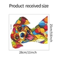 Detail van kleurrijke pop-art hond raamsticker met afmetingen van 28 cm bij 25 cm - 25*28CM (fun-f206)