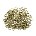 Vista macro di anellini aperti in bronzo antico per creazione di gioielli fai-da-te - Bronzo Antico