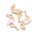 Pendentif flamant rose en émail et alliage doré pour la fabrication de bijoux DIY - Rose / 26*14mm / 1.2g
