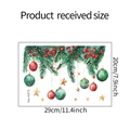 Adesivo natalizio con rami di pino e bacche rosse che mostra le dimensioni 29cm x 20cm - 20*29cm/fun-m213