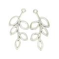 Par de colgantes de hojas plateadas vintage caladas para creación de joyería artesanal - Hoja de Helecho (A2-353) / 41x20mm / Plata antigua