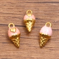 Rosafarbene Eistüten-Anhänger mit goldenem Herz-Detail für DIY-Schmuckherstellung - Orangenes Eis
