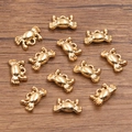 Goldene Krabben-Anhänger aus KC-Legierung für DIY-Schmuck auf Holzoberfläche - Krabbe Stil (10)