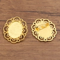 Goldener Brosche-Sockel im Vintage-Stil mit Spitzen-Details und rückseitiger Nadel - Gold (Stil 5)