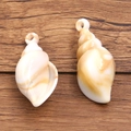 Paire de breloques coquillages en acrylique crème et brun pour création de bijoux DIY - Coquillage No 18 / 18X44mm