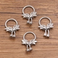 Pendentifs anneaux torsadés en acier inoxydable argenté avec breloques florales DIY - Bague Tissée (1601 Couleur Acier)