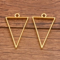 Paar gouden holle driehoekige bedeltjes voor DIY-sieraden en harsmonturen - Driehoek