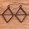 Paire de pendentifs cadres métalliques noirs en losange pour bijoux et colliers DIY - Diamant