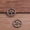 Colgantes de engranajes steampunk en bronce con diseño de 5 radios para joyería DIY - 1 Pieza / Bronce Antiguo