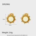Detalle de los pendientes de sol de 15mm en oro con ópalo y detalles de cristales - Estilo Sol Dorado (DFE290G)