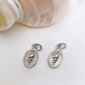 Silver marine seashell oval pendant with micro-inset cubic zirconia for necklaces - Silver Embossed Shell Pendant Only (Without Chain) (25110216)