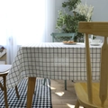 Tovaglia moderna in lino a quadri bianchi e neri per tavoli rettangolari in stile moderno - Quadretti Bianchi / 140*220cm