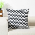 Moderner nordischer Kissenbezug mit schwarz-weißem geometrischem Dreiecksmuster für Sofa - 45x45cm / Schwarzes Dreieck (Ohne Füllung)