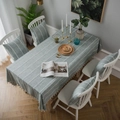 Grüne Tischdecke aus Baumwollleinen mit weißen Jacquard-Streifen und Quastenverzierung - 90-90 / Graugrün