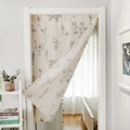 Rideau de porte moderne et minimaliste avec fleurs croquées sur tissu crème - 60x140 / Petite Abeille Florale