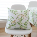 Federa per cuscino quadrata con stampa di uccelli e fiori su tessuto bianco tramato - 45x45 / Uccello Giallo Foglia Verde