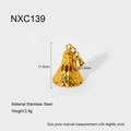 Detailed view of 18k gold plated badminton pendant with dimensions and weight specs - Gold Badminton Shuttlecock Pendant (NXC139)