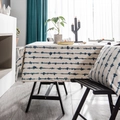 Mantel con estampado de ondas azules y funda de cojín en mesa de comedor rectangular - 140*220cm