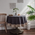 Nappe ronde en coton lavé gris avec bordure à volants beige pour une ambiance cosy - Gris à Volants / 150cm Rond