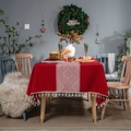 Rote Baumwoll-Leinen Tischdecke mit weißem Jacquard-Muster und dekorativen Quasten - 140*140 / Rot Mit Quasten