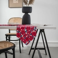 Chemin de table blanc moderne avec motifs floraux rouges et bleus et embouts pointus - Chemin de Table 30x140 / Fleuri Rouge Bleu