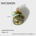 Vue détaillée d'un pendentif en pierre naturelle de 17,6mm avec anneau en acier doré - Pendentif en Pierre Empilée Vert Brun(NXC355GN)