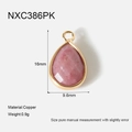 Détail macro du pendentif goutte en pierre rose facettée avec monture en cuivre doré 18K - Style Rose Goutte (NXC386PK)