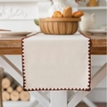 Beigefarbener Tischläufer mit dunkelbraunen Dreiecksstichen im amerikanischen Landhausstil - 30-120 / Cremeweiß Kaffeerand