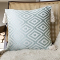 Fodera per cuscino jacquard verde chiaro con motivi geometrici e nappe bianco crema - 60x60cm / Stile Greca Verde