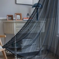 Tenda in pizzo nero bohémien con motivi geometrici e rifinitura con frange a pompon - Uncinetto Moneta - Stile Occhiello / 150*160 / Nero