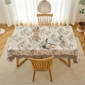 Rechthoekig grijs bloemen tafelkleed met geschulpte rand in een modern interieur - 140*140cm / Elegant Koffiebruin