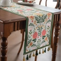 Chemin de table bleu style pastoral avec broderies florales et pompons décoratifs verts - 35-200 / Ipomée Jacquard Bord Vert Gland Vert