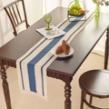 Chemin de table rétro tissé avec motifs évidés bleu marine et franges bohèmes - Bleu Lac Triple Rayure Gland Blanc / Taille Spéciale