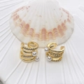 Golden multi-layer ear cuff with pearls and zircon stones for non-pierced ears - Four-layer Pearl Zirconia Style (81) / Gold