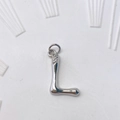 Minimalistischer silberner Anhänger Buchstabe L mit Zirkonia-Stein für DIY Halsketten - Silber L