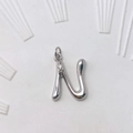 Polierter silberner Messing Buchstabe N Anhänger mit kleinem Edelstein für DIY Halsketten - Silber N